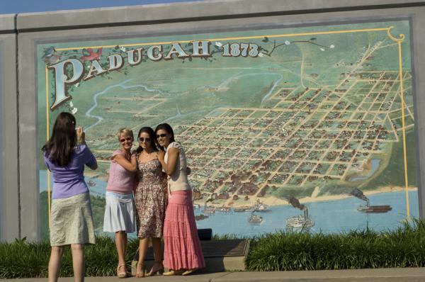 Group Photo Paducah Mural