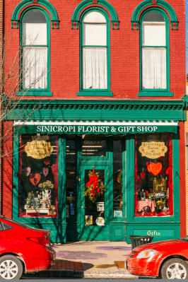 Sinicropi Florist Storefront