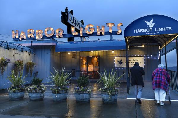 harbor lights seafood restaurant