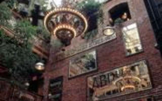 the tobacco company restaurant Tobacco Company