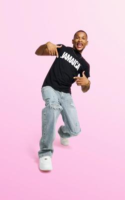 Jordan Thompson - Sports Lover - Summer Vibes Influencer