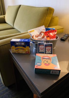 Giftbox - Saskatoon Inn Staycation