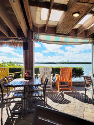 Outdoor, Waterfront Dining at Lighthouse Grill at Stump Pass