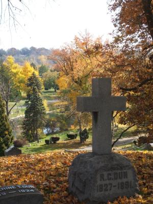Woodland Cemetery - cross and pond in background