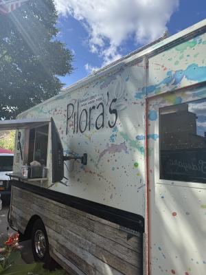 Pilora's Food Truck