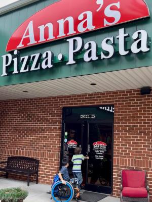 Anna's Brick Oven Pizza & Pasta - Jennifer Allen