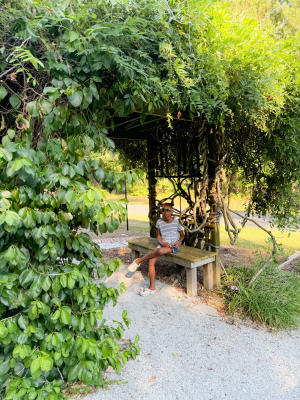 Influencer - Yatzuri Thomas - Botanical Garden