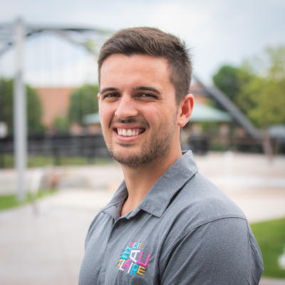 Lucas Connolly Summer Headshot