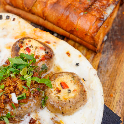 stuffed muschrooms and bread at cadillac Pizza Pub