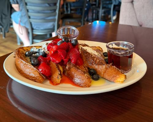 Hen and Egg, french toast