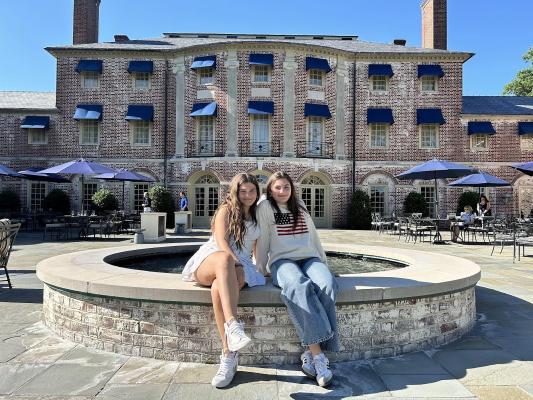 Influencer - Brianne Manz - Stay @ WIlliamsburg