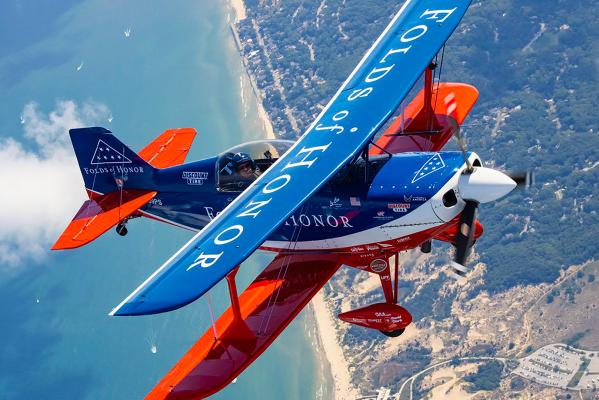 Air Show Folds of Honor