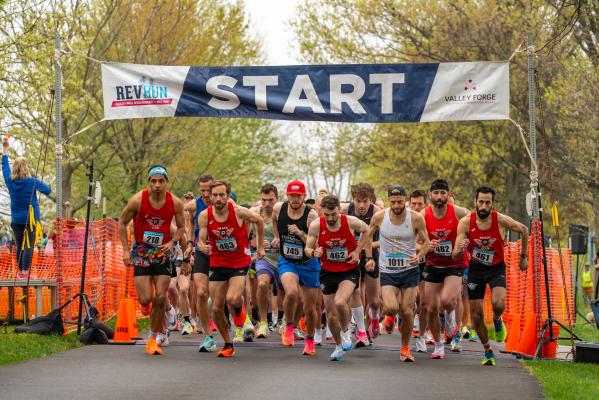 Runners begin the race at the 2023 Rev Run