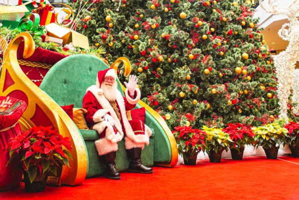 KOP Mall Santa