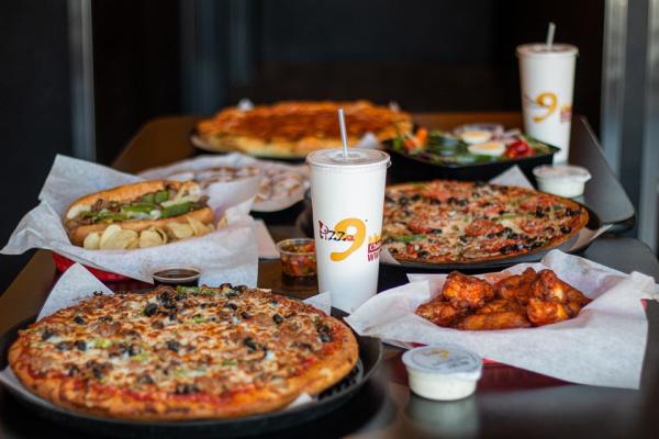 Pizza, drinks and wings from The Landing with Pizza 9