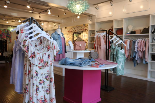 Ultimate Visitors Guide to Downtown Athens Shopping