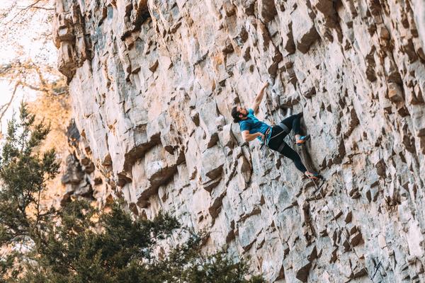 Climbing: Denny Cove