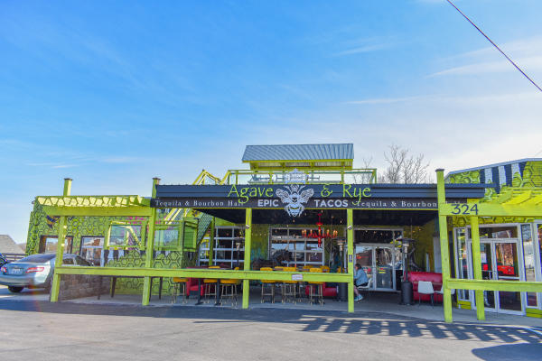 Front entrance to the Agave & Rye in New Albany, IN