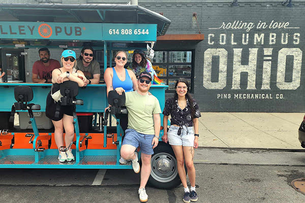 DTN - STL - Trolley Pub Columbus