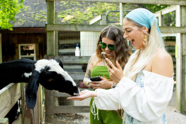 Animal Encounters at Olentangy Caverns