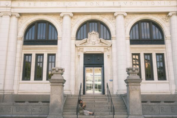 Reading at the Columbus Metropolitan Library, Angela Lee, Contributor