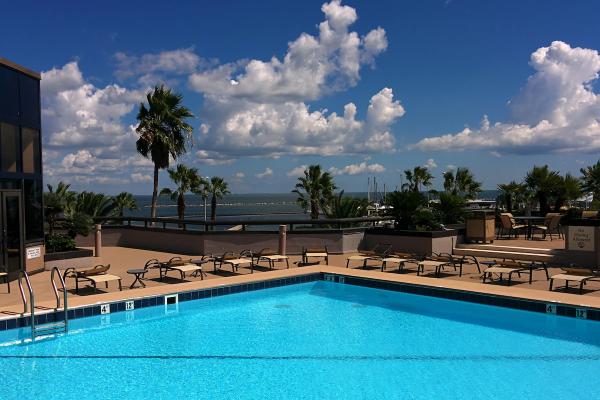 Holiday Inn Downtown Marina
