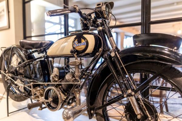 Scotts Bar, Motorcycle