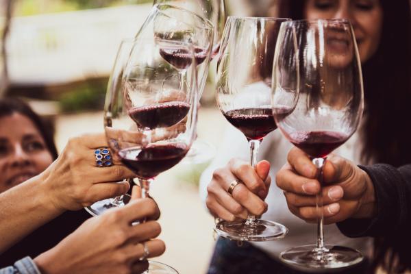 Wine Cheers