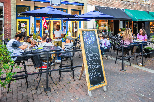 Blue Moon Cafe in Downtown Fayetteville