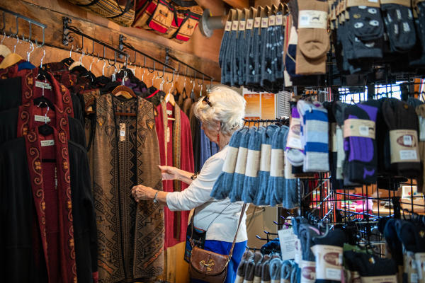 Shopping at Lazy Acres Alpacas