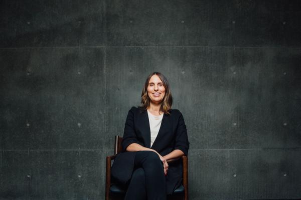 The Art Curator
