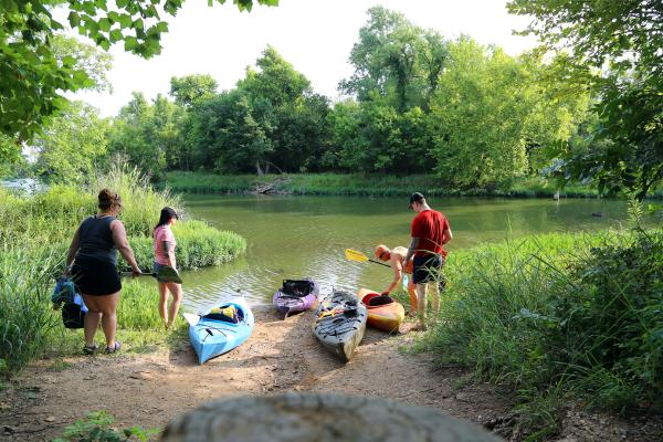 Fort Worth Nature kayak tour