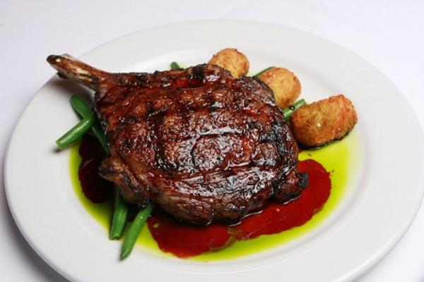 Max's Bistro