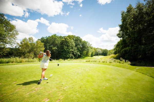 Golfing at Thornberry Creek