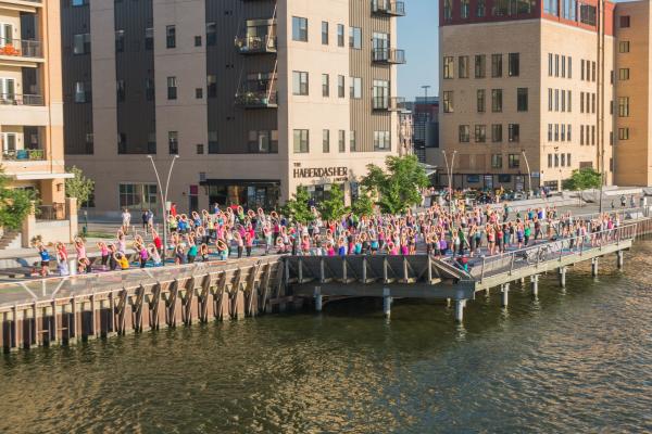 Yoga on CityDeck