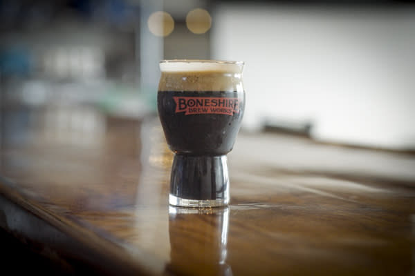 Boneshire Stout Pour