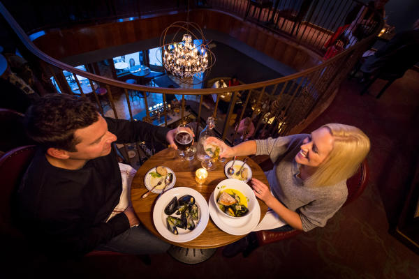 Dining-Harrisburg-Couple @ Rubicon -Interior