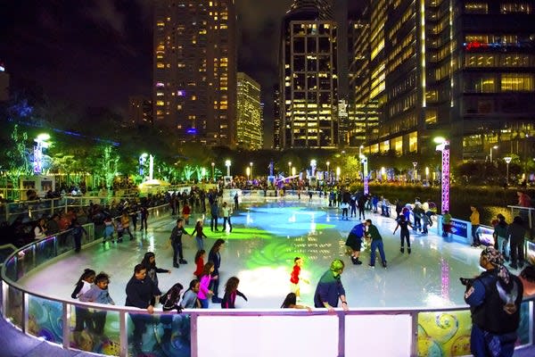 Ice at discovery green