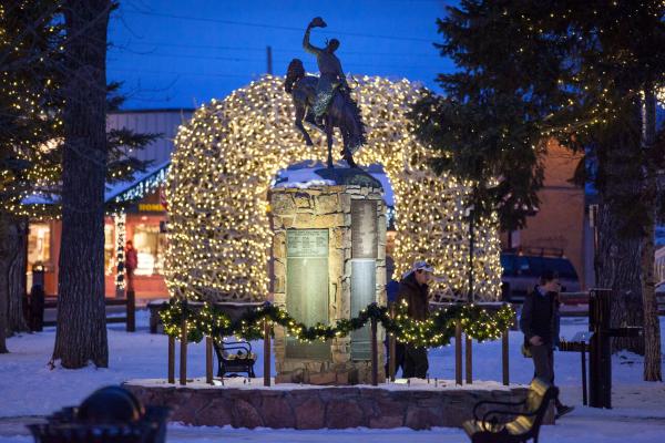 town square center at night