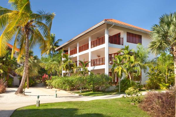 Couples Swept Away Room Block