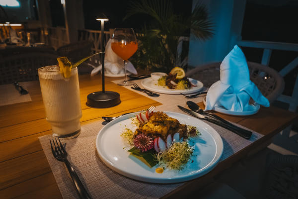 Food at Syd's on the Rocks Restaurant - Pastalon Lasanga