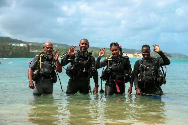 Divers at Oracabessa Fish Sanctuary
