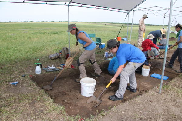 Participants excavating during the 2019 KATP field school