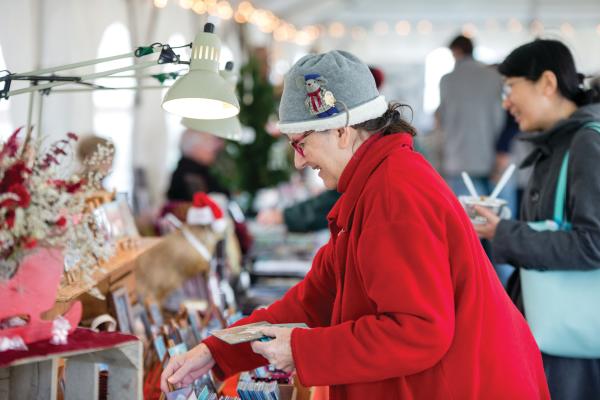 Shopping at Christmas on the Farm