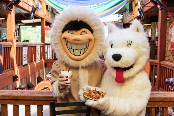 Eskimo Joe's mascots