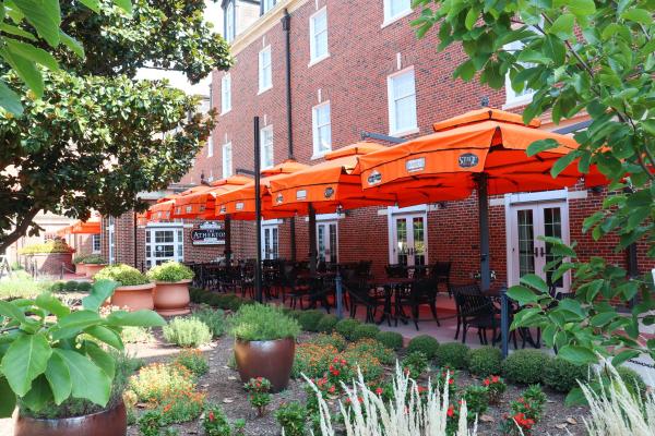 Ranchers Club & State Room Patio