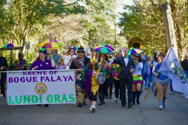 Krewe of Bogue Falaya Lundi Gras parade