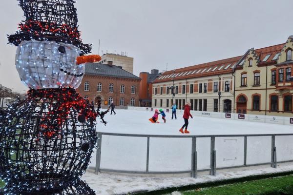 snowman and ice rink