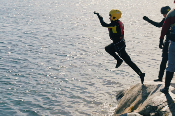 Coasteering med TrollPark Hove