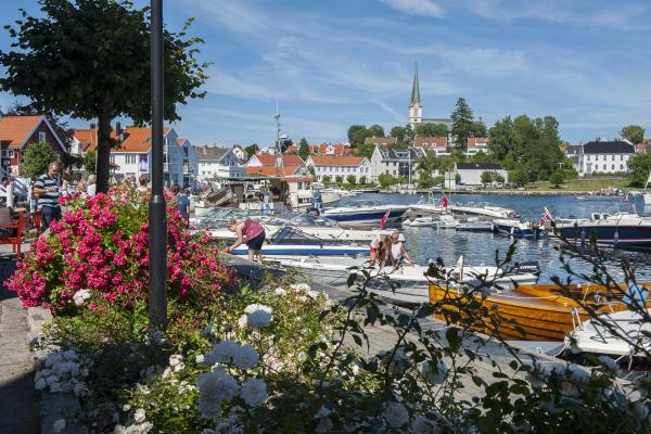 vår i brekkestø